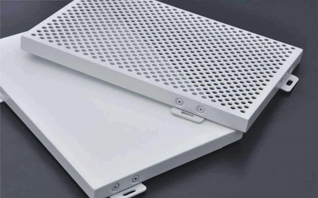 沖孔氟碳鋁單板