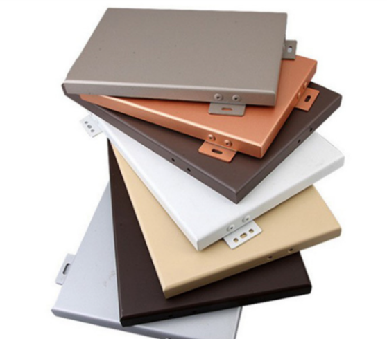 <a href='http://m.tm5568.cn/' target='_blank'><u>藝倫裝飾</u></a>淺談<a href='http://m.tm5568.cn/' target='_blank'><u>氟碳鋁單板</u></a>與氧化<a href='http://m.tm5568.cn/' target='_blank'><u>鋁單板</u></a>的區(qū)別